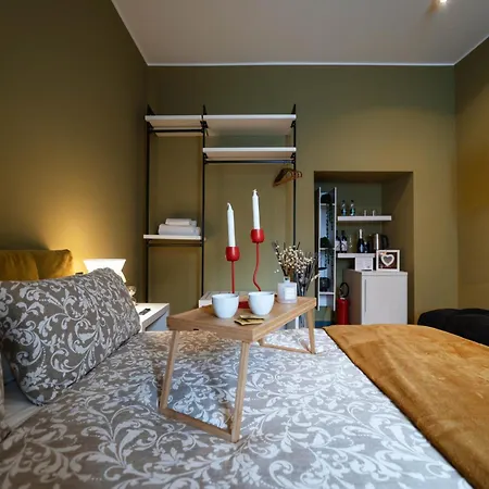 Apartment Scarlet's *