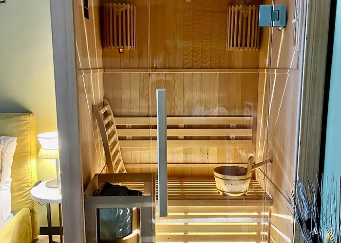 Scarlet's * Комо